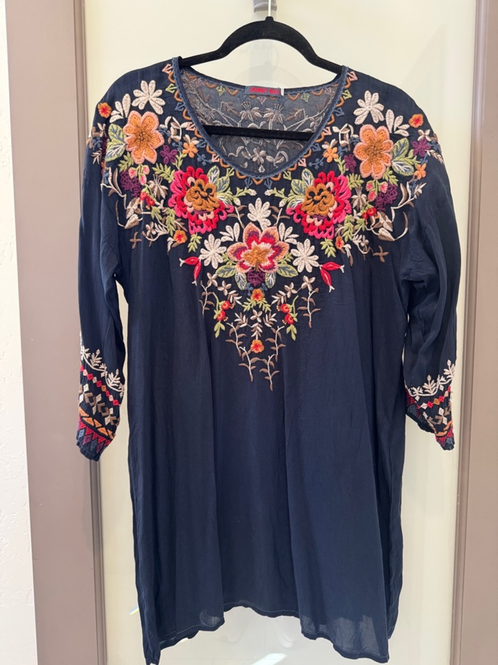 Johnny Was Shaylee Medium Embroidered Blouse